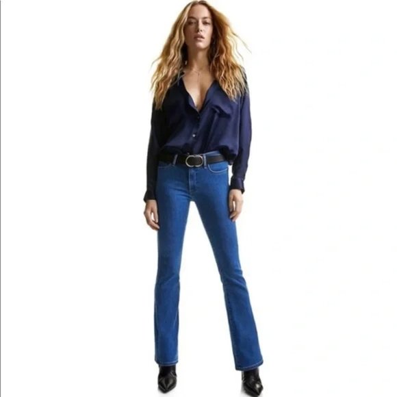 Aritzia Denim Forum The Jane Mid Rise Boot 70’s Slim Stretch Blue Jeans - Picture 1 of 8